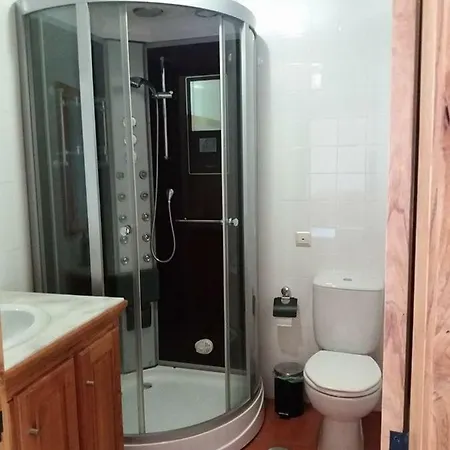 Casa Do Telhado بيت للعطل *