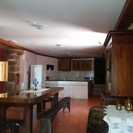 بيت للعطل Casa Do Telhado